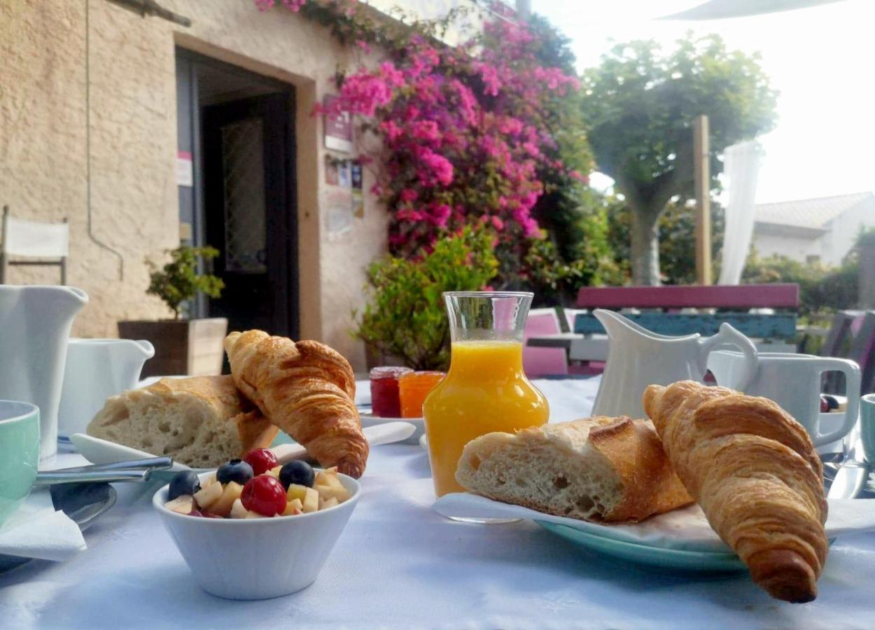 Hotel Auberge Provencale Saint-Raphaël Εξωτερικό φωτογραφία