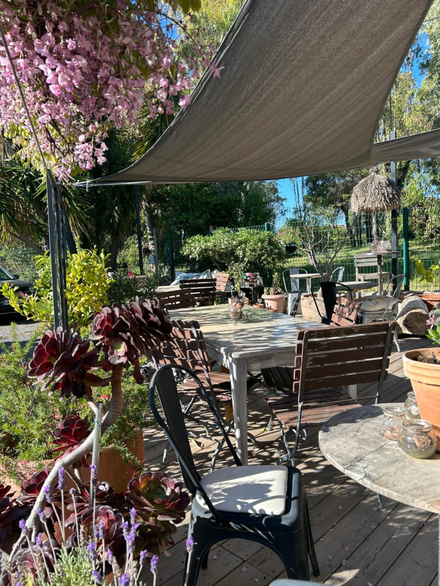 Hotel Auberge Provencale Saint-Raphaël Εξωτερικό φωτογραφία