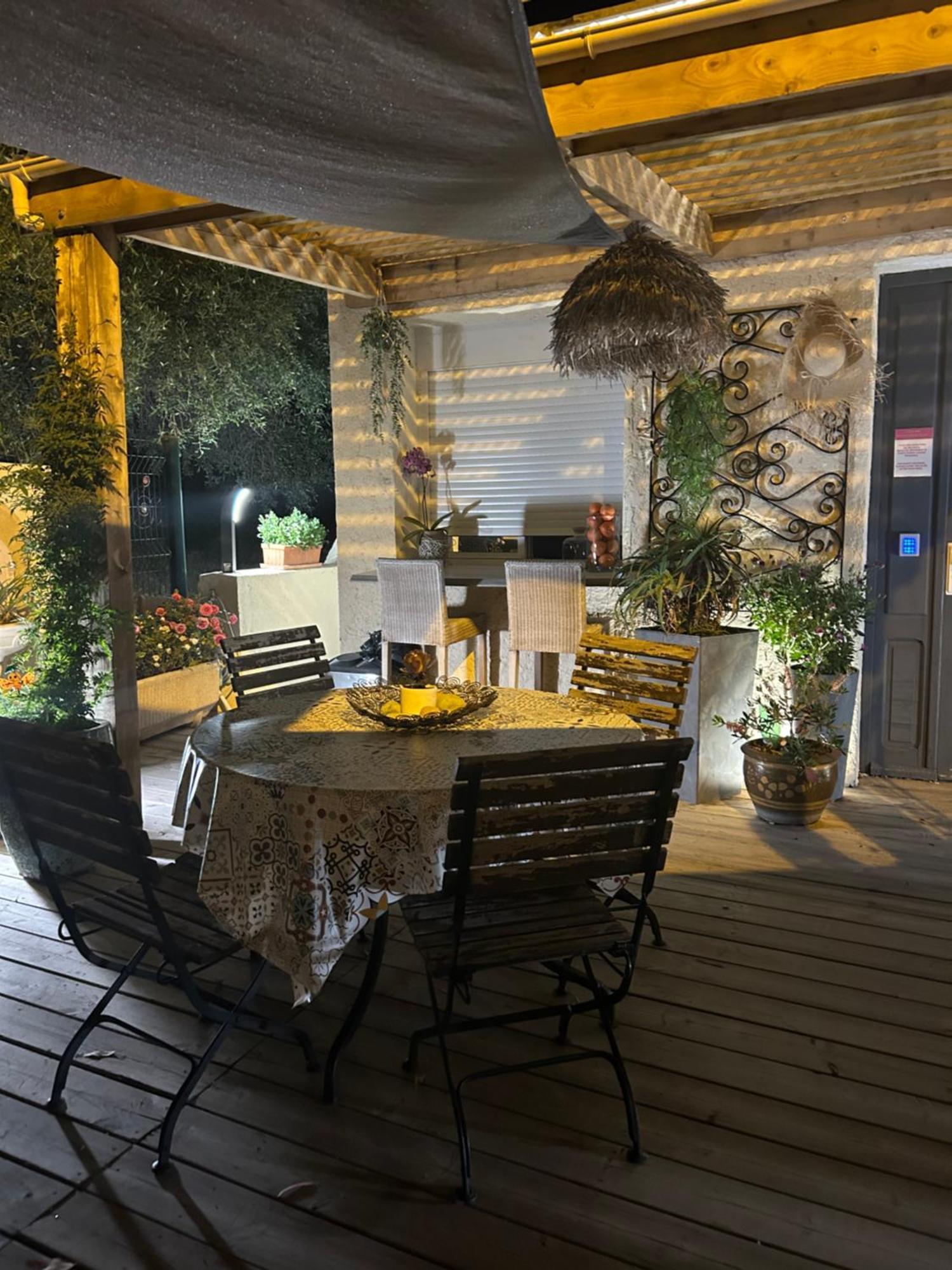 Hotel Auberge Provencale Saint-Raphaël Εξωτερικό φωτογραφία