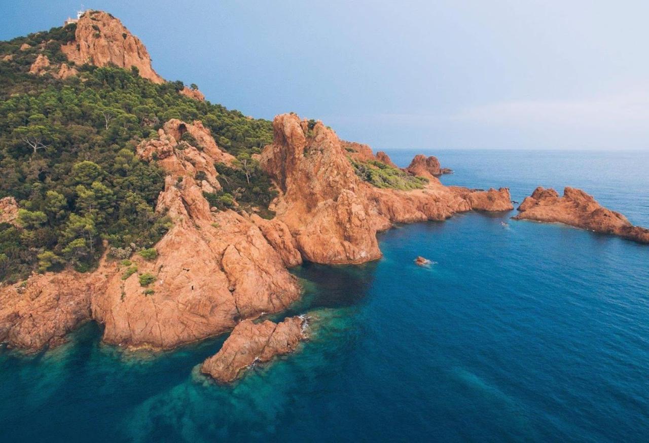 Hotel Auberge Provencale Saint-Raphaël Εξωτερικό φωτογραφία